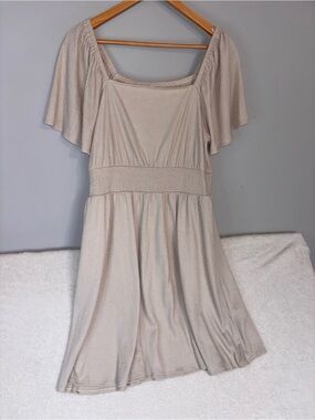 Casual Mini Old Navy Boho Square-Neck Flowy Dress in Light Beige Size Large